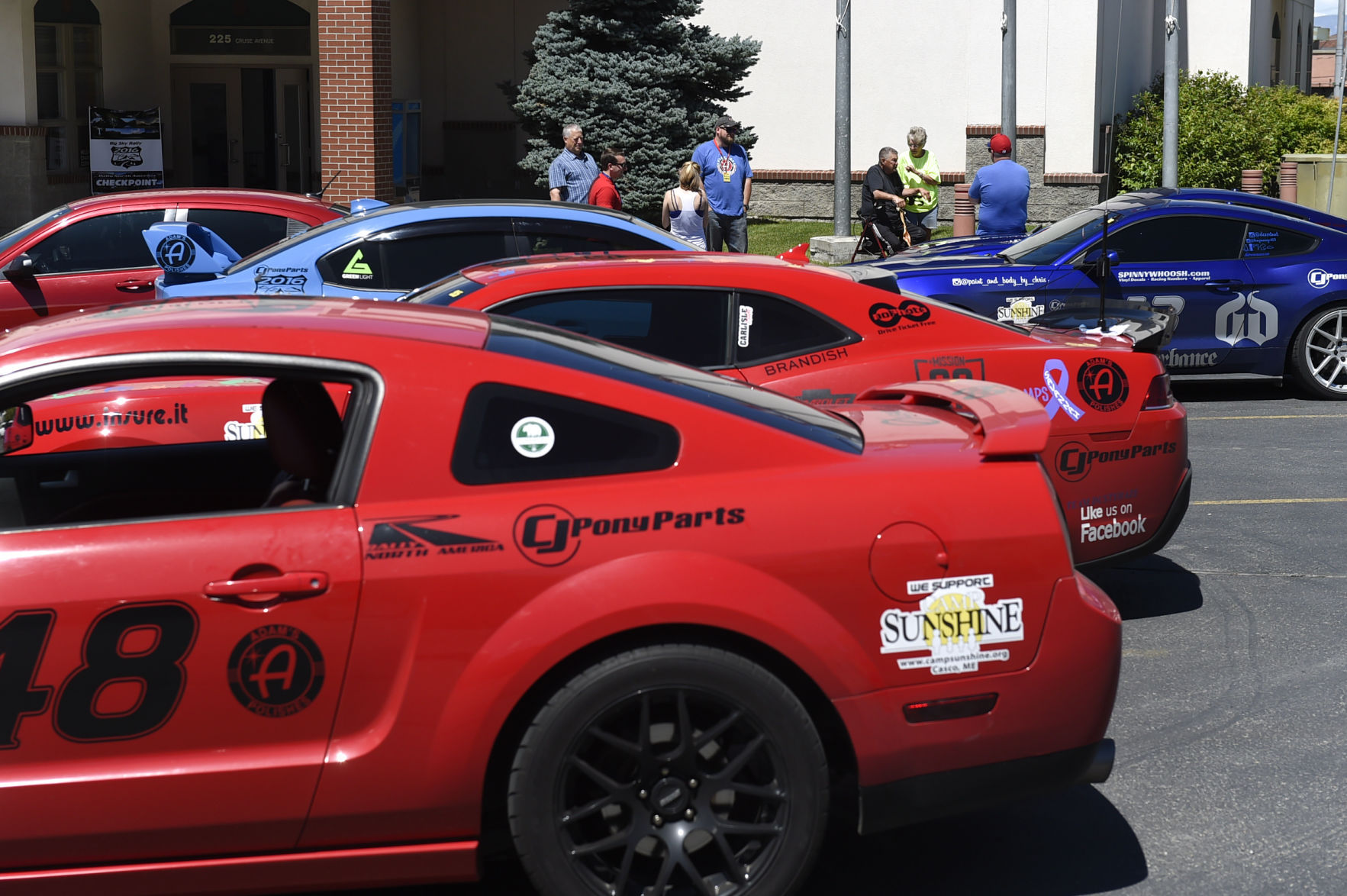 071216-ir-nws-car-rally-6.jpg